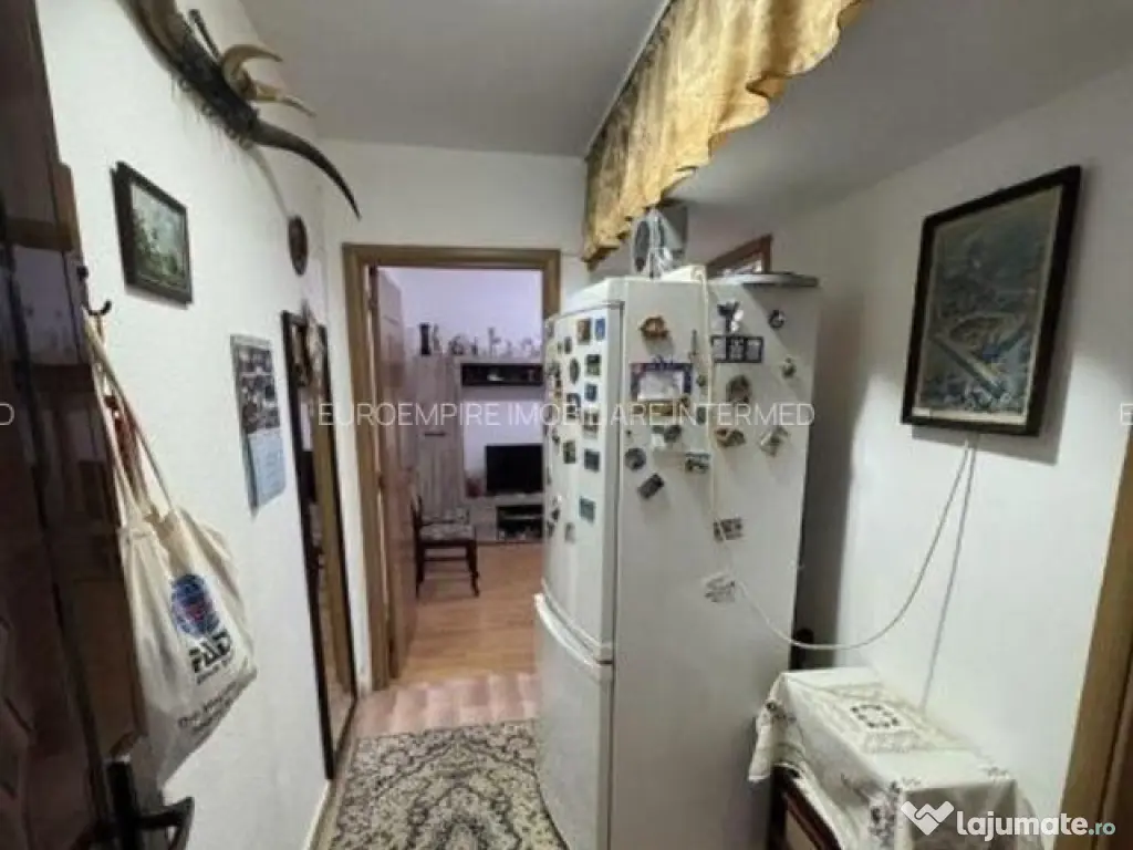 Apartament de vanzare in Constanta, Tomis III - 2 camere 