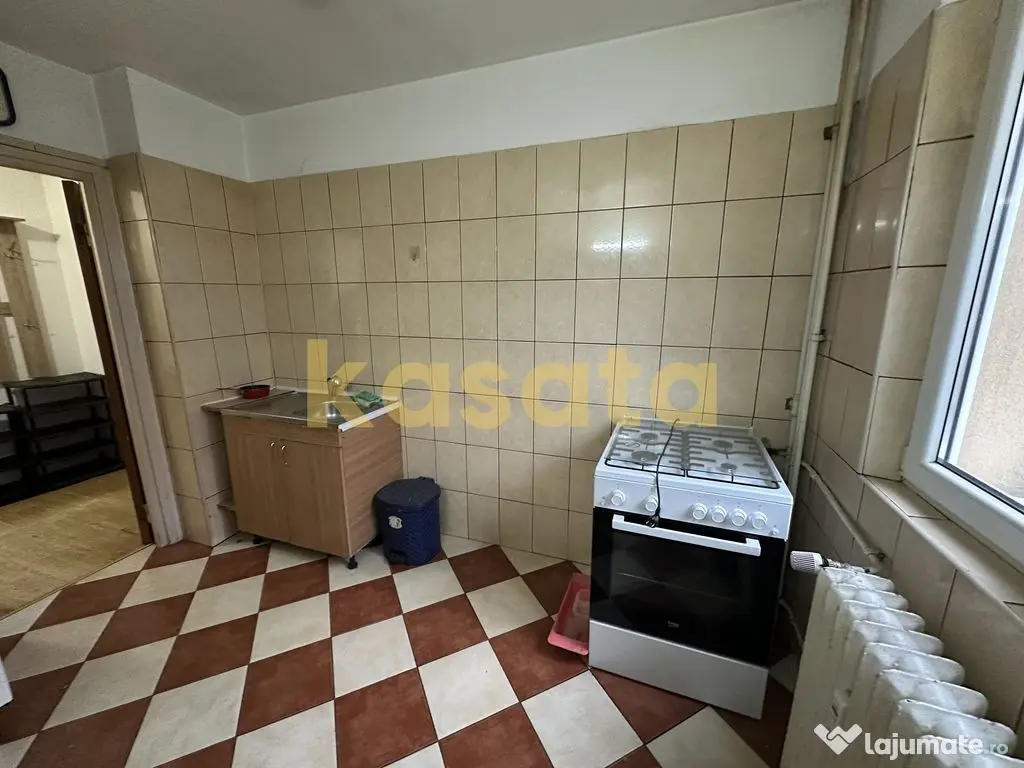 3 Camere | Râul Doamnei | Etaj Intermediar | Bloc Anvelopat 