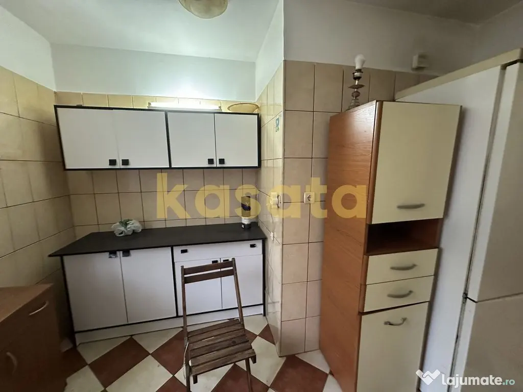 3 Camere | Râul Doamnei | Etaj Intermediar | Bloc Anvelopat 