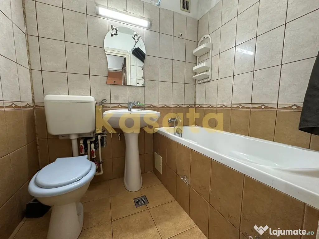 3 Camere | Râul Doamnei | Etaj Intermediar | Bloc Anvelopat 