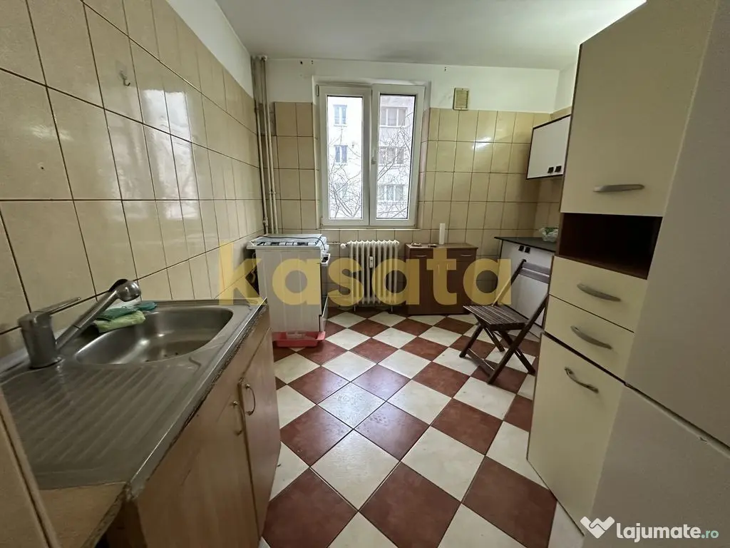 3 Camere | Râul Doamnei | Etaj Intermediar | Bloc Anvelopat 