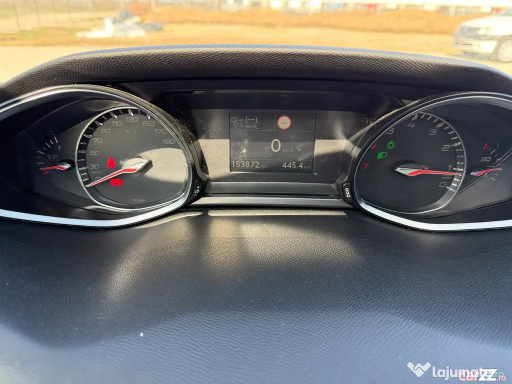 PEUGEOT 308 1.2benzina/131cp piele,plafon panoramic,impecabila,inmatriculata 