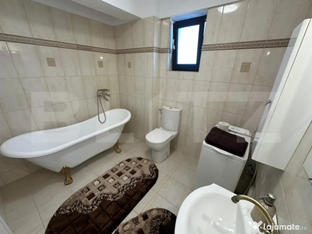 Apartament 2 camere, decomandat, zona Magnolia Pielesti 