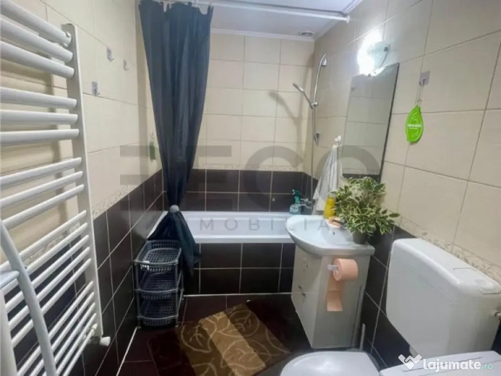 RECO Apartament cu 4 camere decomandat 2 parcari disponibile 