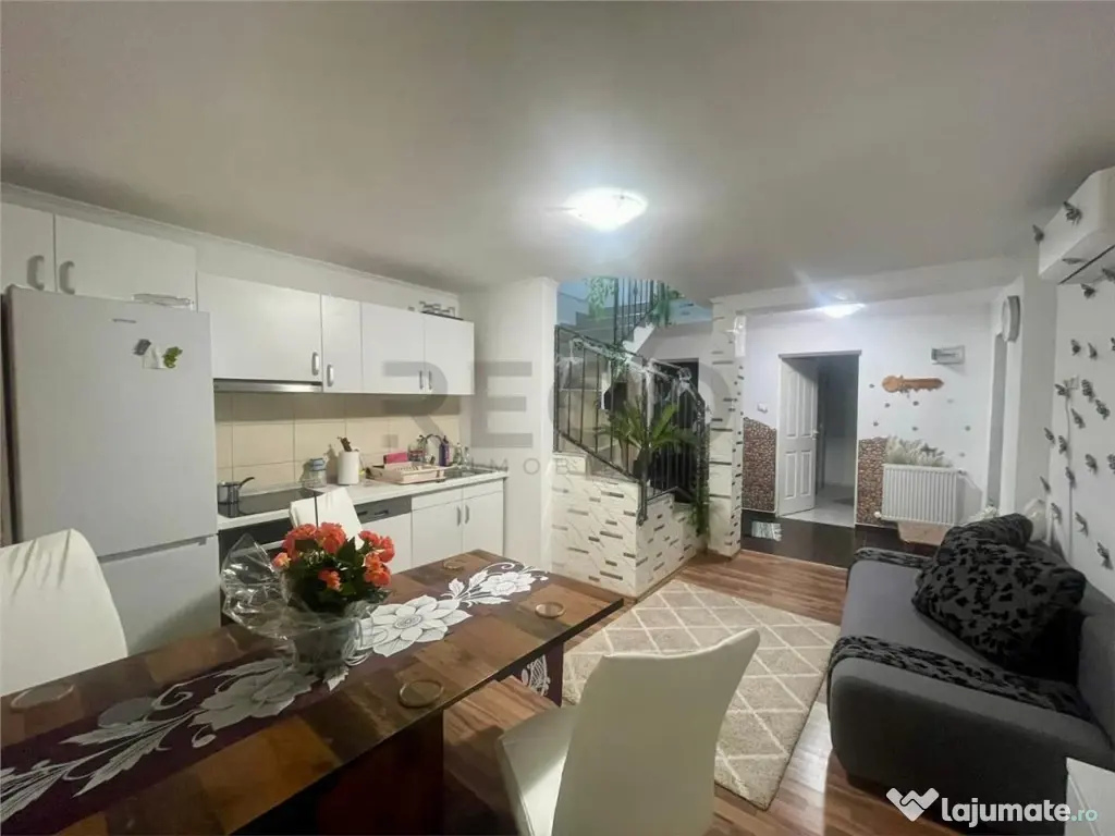 RECO Apartament cu 4 camere decomandat 2 parcari disponibile 