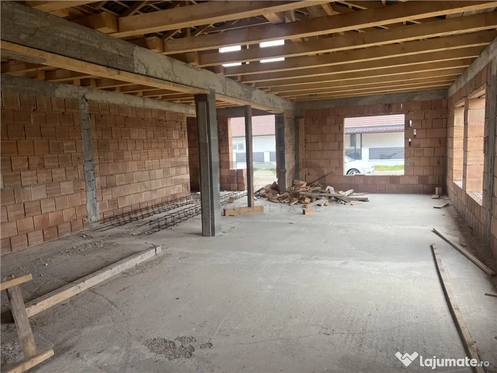 RECO, Casa la rosu, Zona Alesd la super pret!