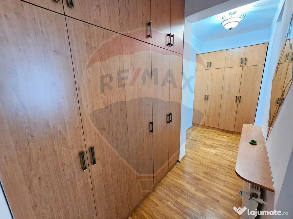 Apartament cu doua camere la Ared Uta 