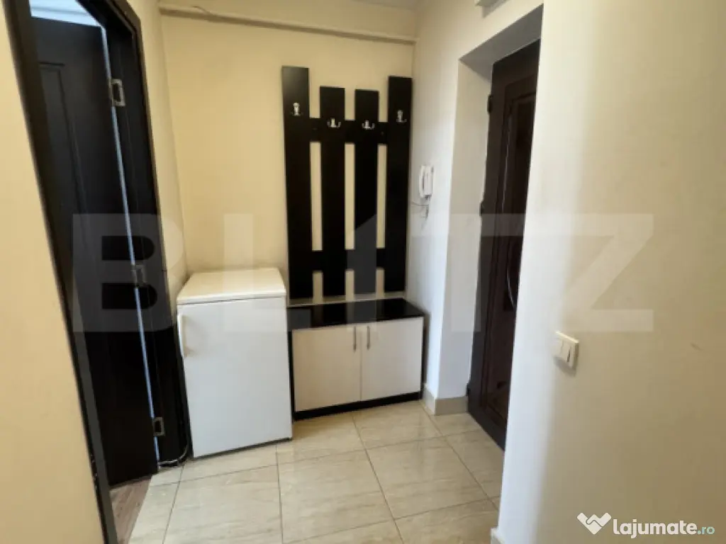 Garsonieră de vânzare 