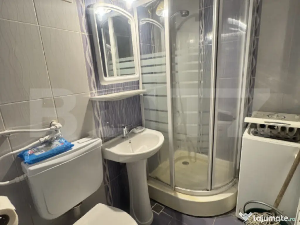 Garsonieră de vânzare 