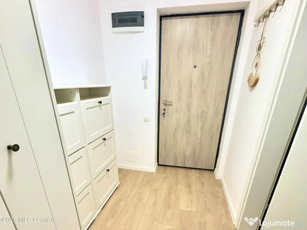 Studio luminos 48mp OMV Pipera 510 Eur 