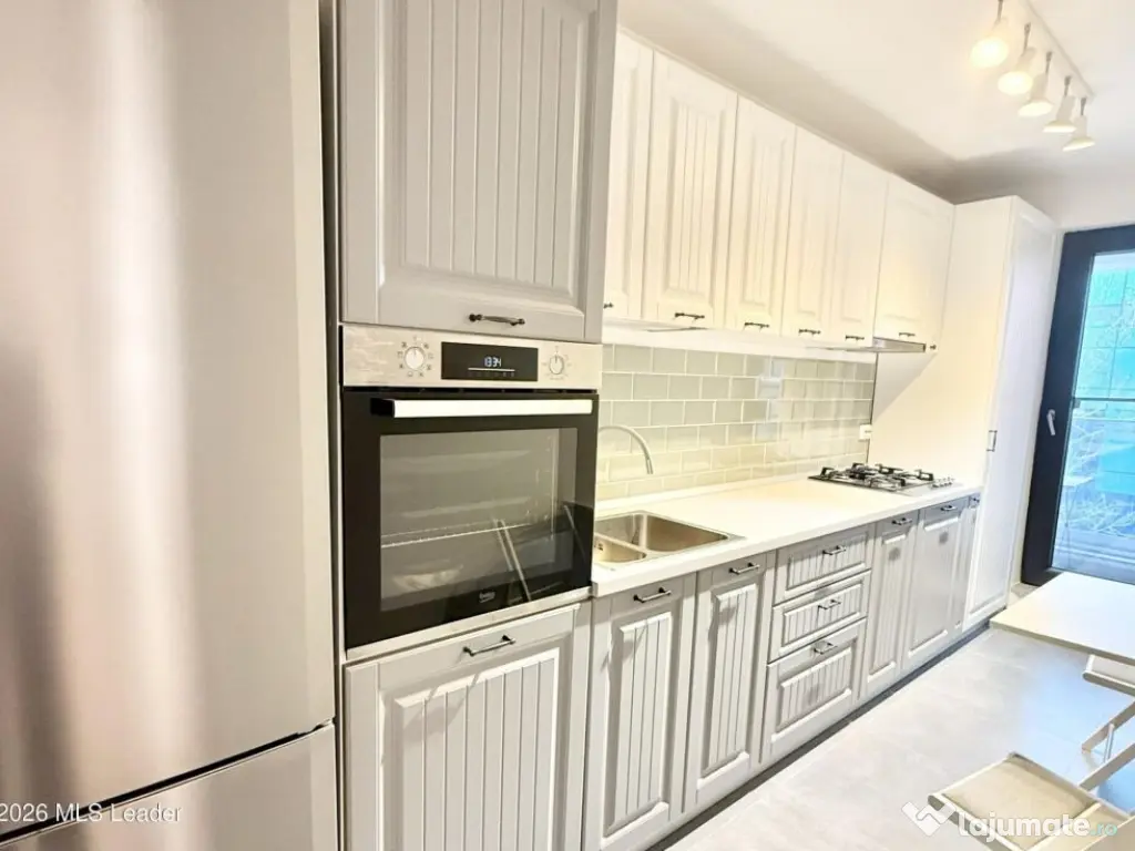 Studio luminos 48mp OMV Pipera 510 Eur 