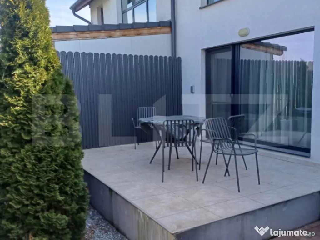 Duplex modern 130 mp, garaj, teren 220 mp, Bărăbanț 