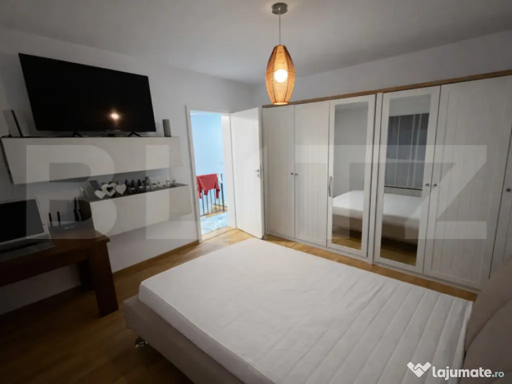 Duplex modern 130 mp, garaj, teren 220 mp, Bărăbanț 