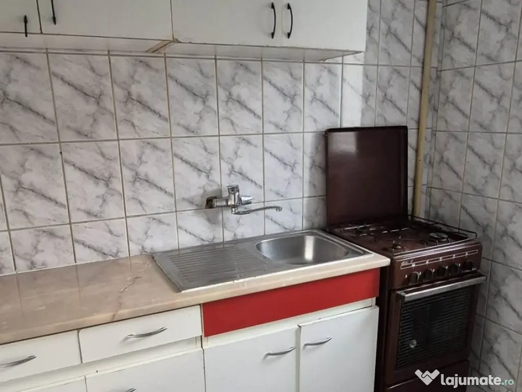 𝐈𝐧𝐜𝐡𝐢𝐫𝐢𝐞𝐫𝐞 𝐠𝐚𝐫𝐬𝐨𝐧𝐢𝐞𝐫𝐚 𝟐𝟒𝟎 𝐞𝐮𝐫𝐨 𝐍𝐄𝐆𝐎𝐂𝐈𝐀𝐁𝐈𝐋 