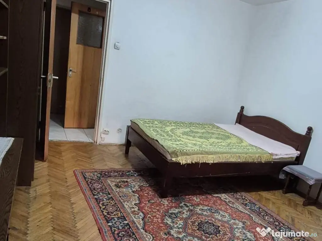 𝐈𝐧𝐜𝐡𝐢𝐫𝐢𝐞𝐫𝐞 𝐠𝐚𝐫𝐬𝐨𝐧𝐢𝐞𝐫𝐚 𝟐𝟒𝟎 𝐞𝐮𝐫𝐨 𝐍𝐄𝐆𝐎𝐂𝐈𝐀𝐁𝐈𝐋 