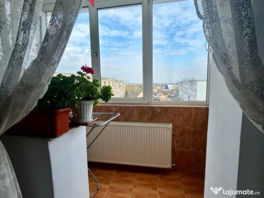 Apartament 3 camere, mobilat, utilat, balcon, zona Bartolomeu!