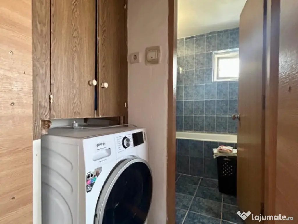 Apartament 3 camere, mobilat, utilat, balcon, zona Bartolomeu!