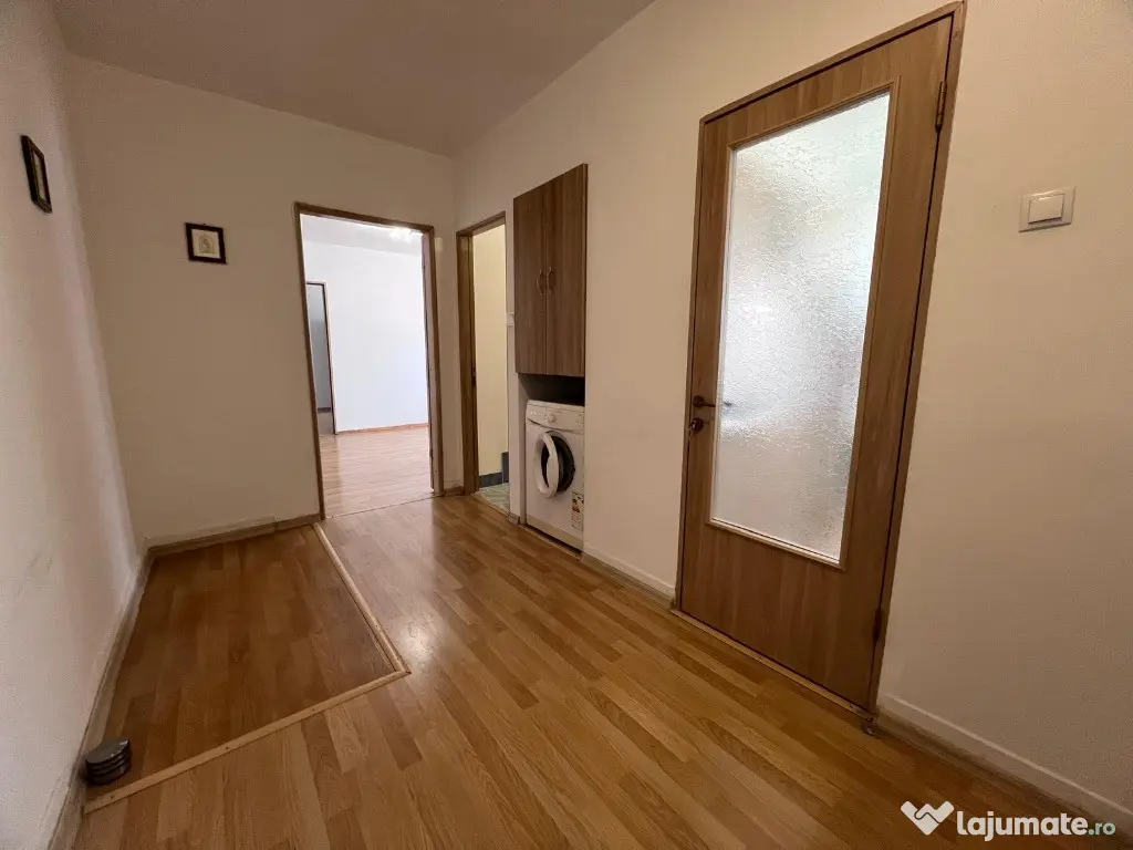 Apartament 2 camere,etaj 2, zona Ultracentrala 