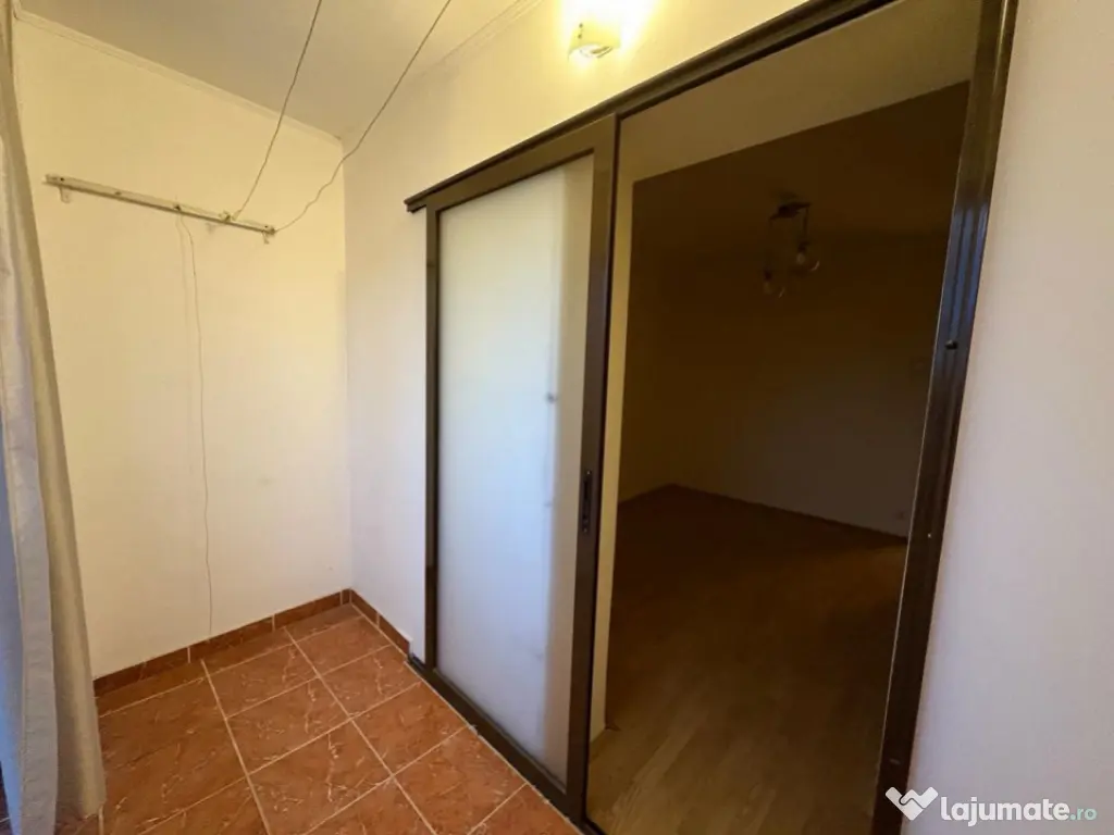 Panduri | 3 camere | 78mp | et 8 | 170.000 euro