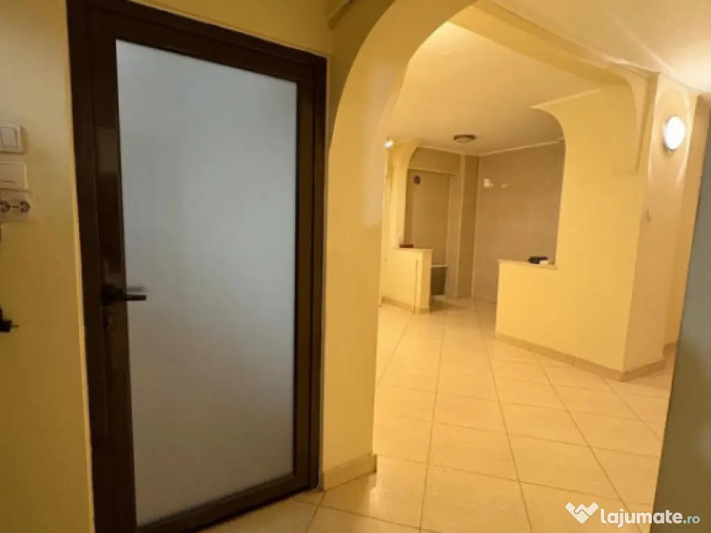 Panduri | 3 camere | 78mp | et 8 | 170.000 euro