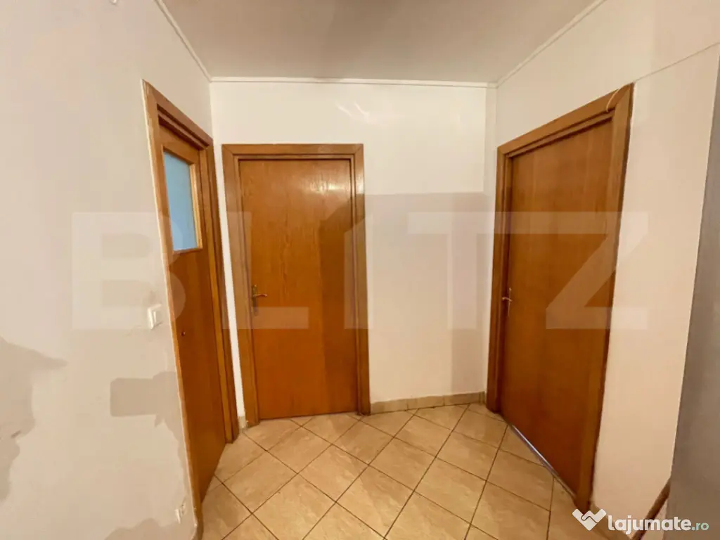 Apartament 2 decomandat, etaj intermediar, zona spitalului N 