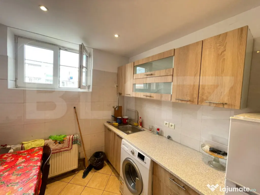 Apartament 2 decomandat, etaj intermediar, zona spitalului N 