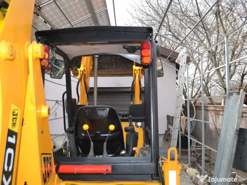 Buldoexcavator JCB 1CX 