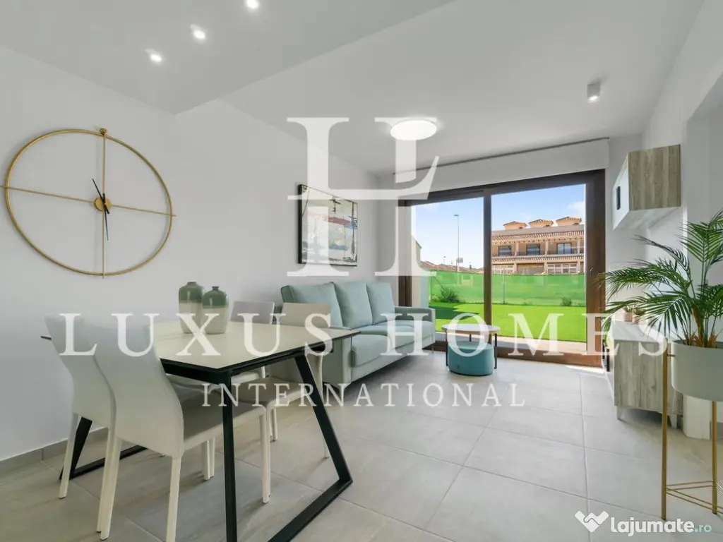 Apartament la parter cu terasă, acces la piscină situat într-un cartier liniștit 
