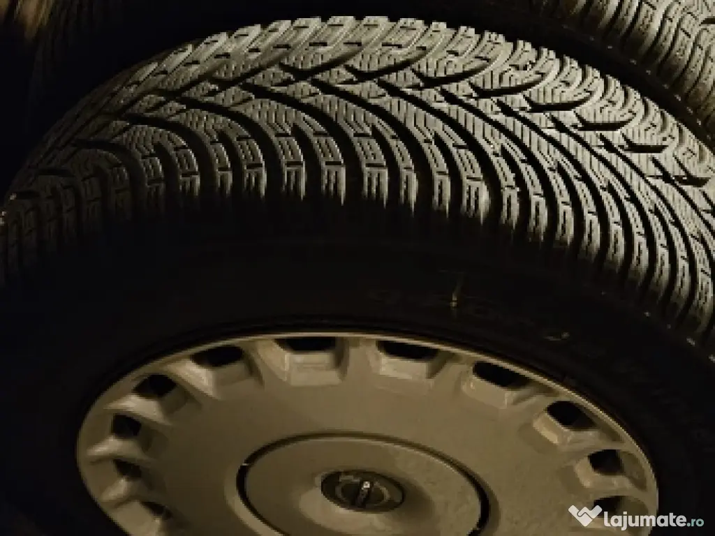 Volvo V40 Cross Country-2016-Diesel-42.000 Km 