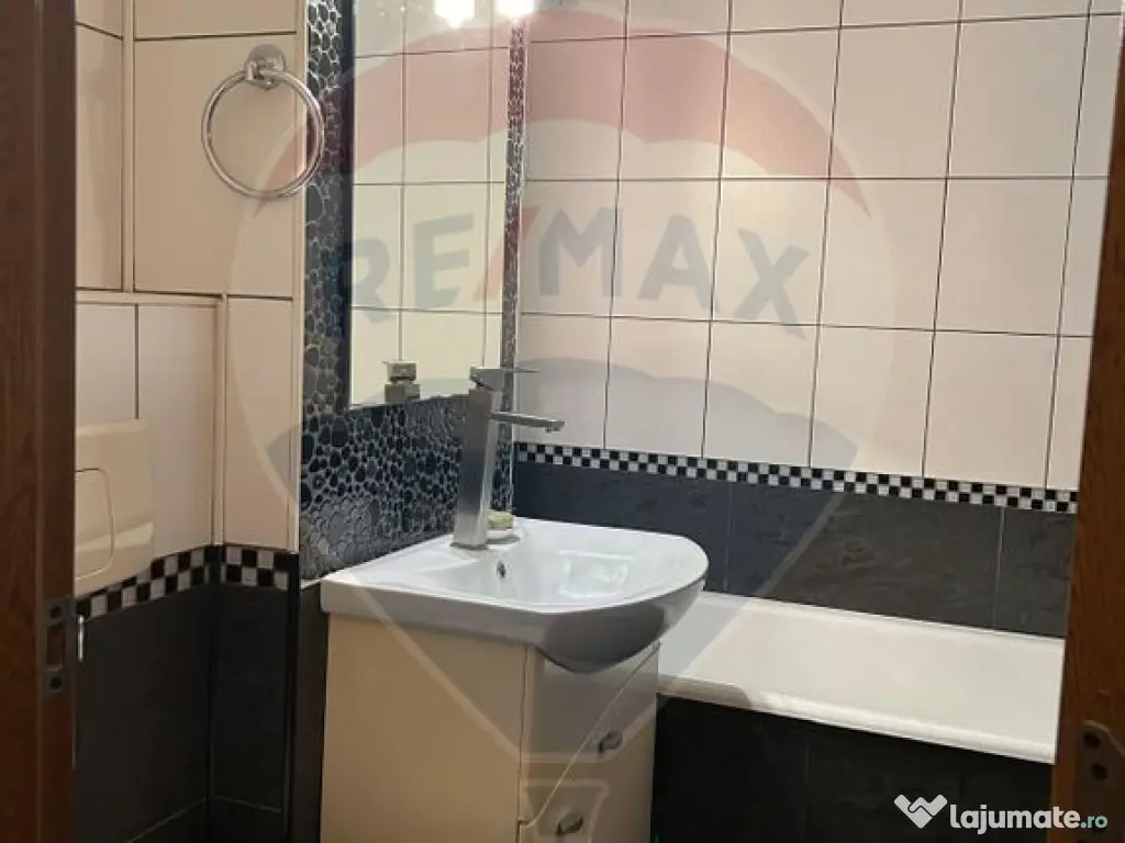 DE INCHIRIAT Apartament 3 camere zona Lacul Tei 