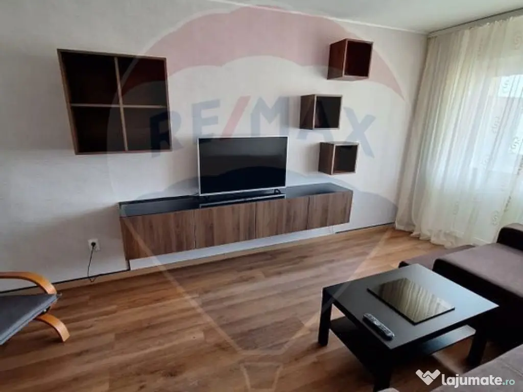 DE INCHIRIAT Apartament 3 camere zona Lacul Tei 