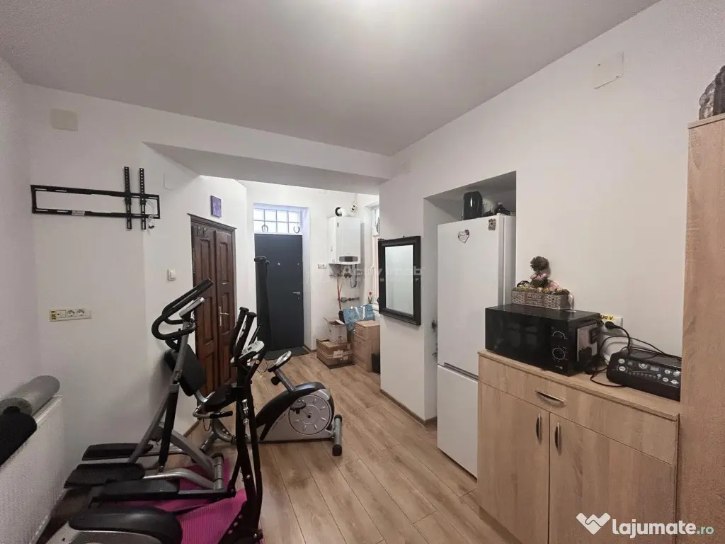 RESITA- CHIRIE, CABINET MEDICAL, SPATIU COMERCIAL SAU APARTA 