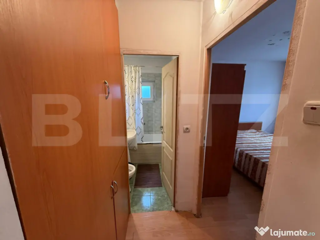 Apartament 2 camere semidecomandat Craiovita noua zona scoal 