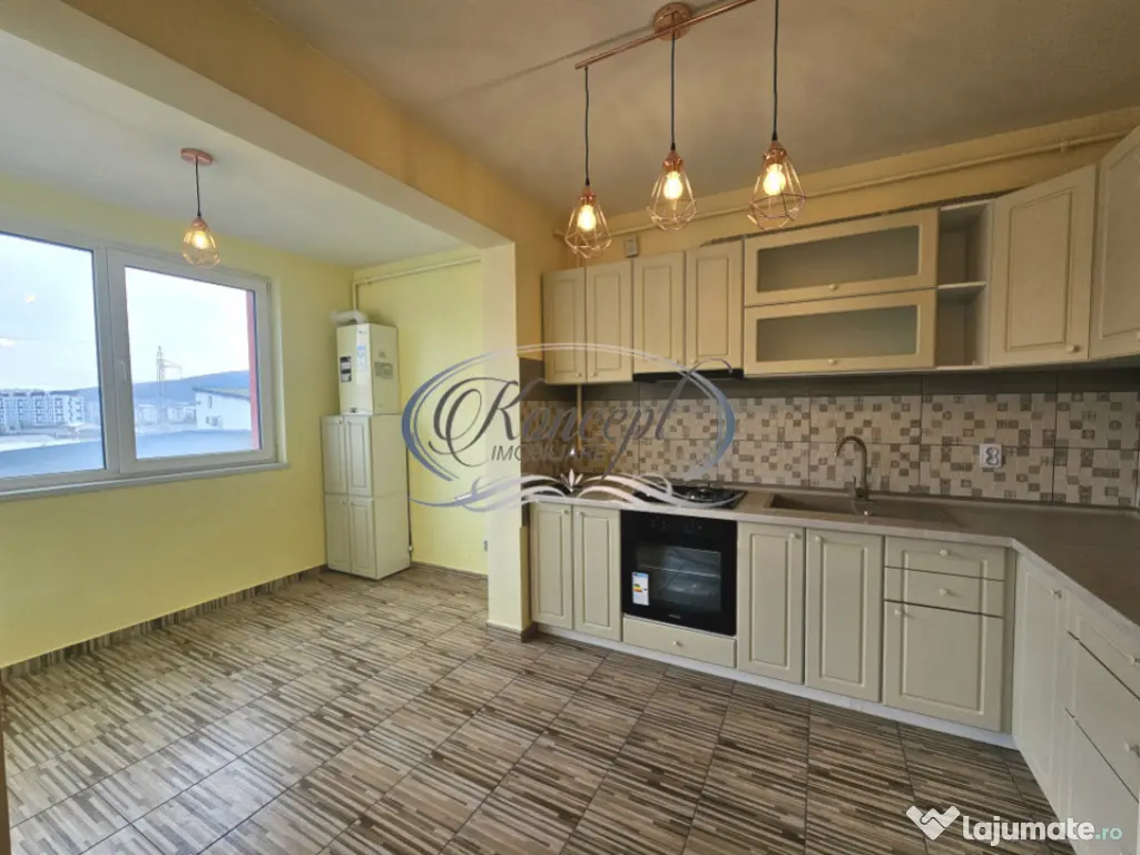 Locuinta moderna cu suprafata generoasa in Floresti BMW 