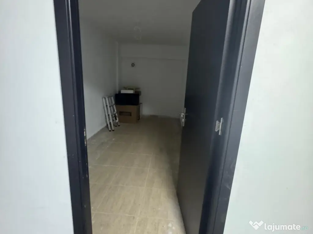 Boxa depozitare moderna 10mp Bloc DC 4 - BD-ul Dem Radulescu 