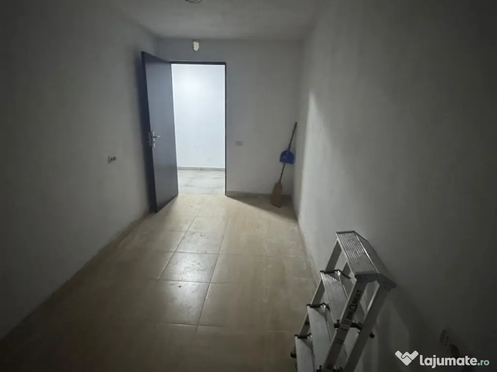 Boxa depozitare moderna 10mp Bloc DC 4 - BD-ul Dem Radulescu 