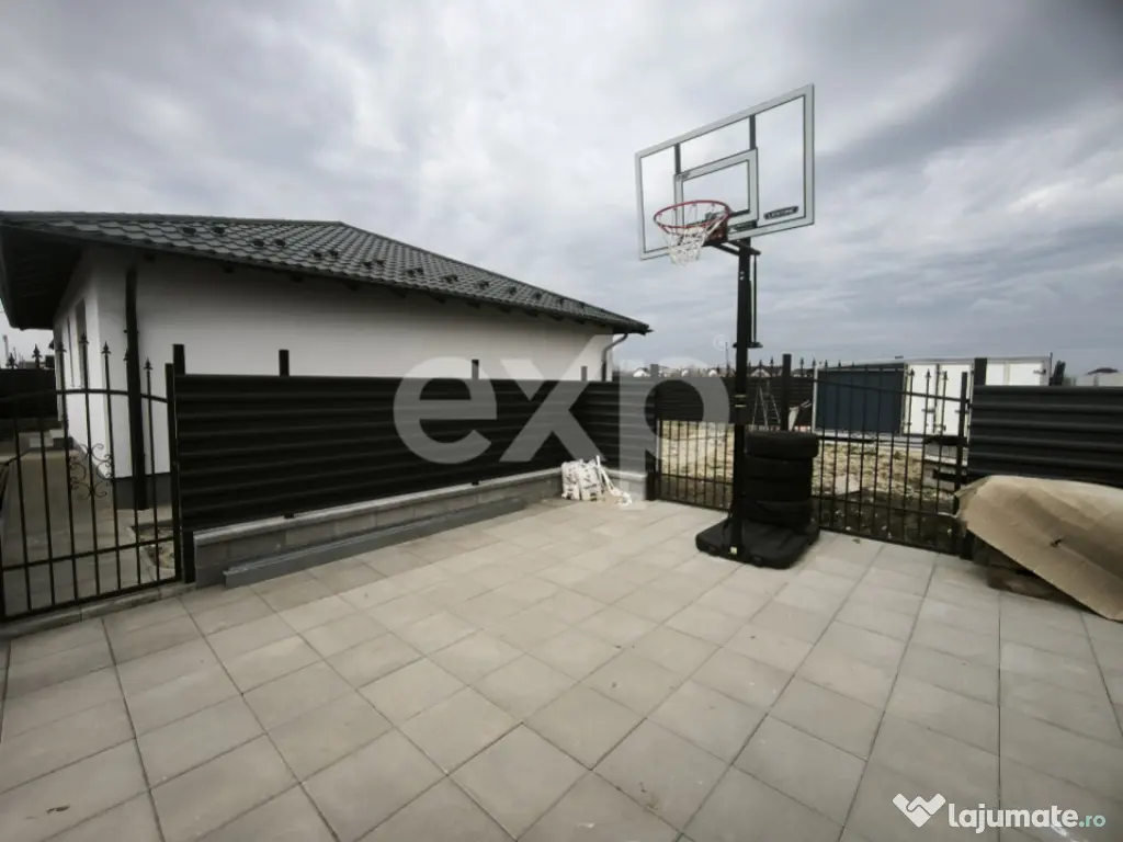 BRADU | Casa Noua | 3 camere | Zona Primărie 