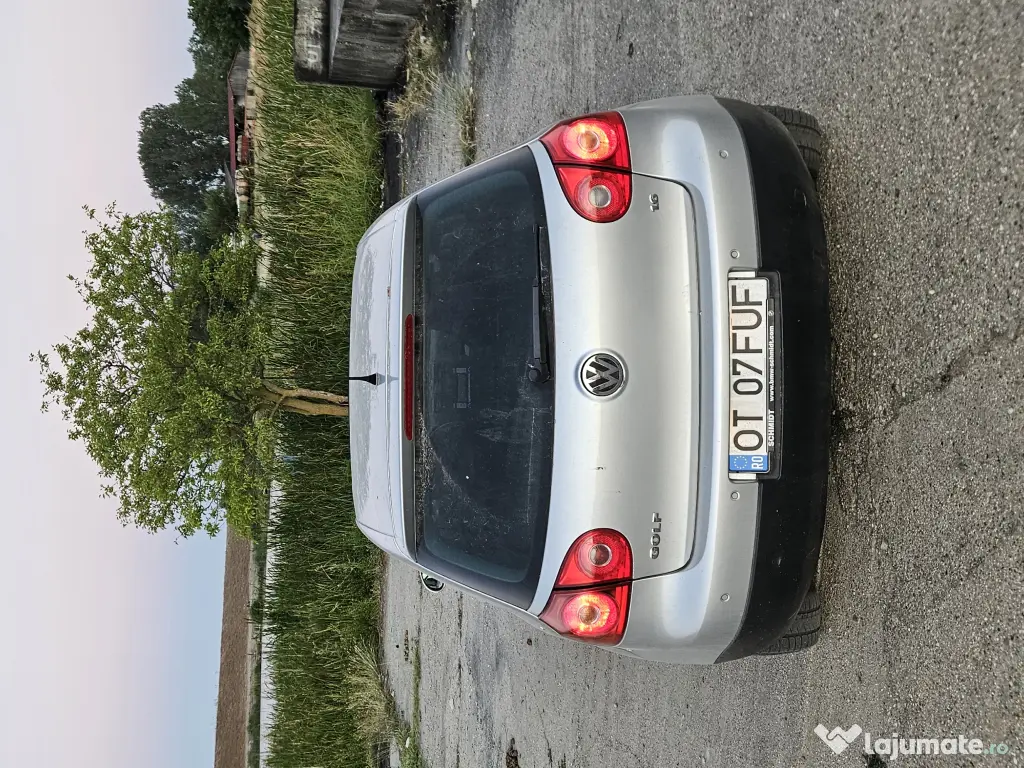 Vând vw golf 5, 1.6 benzină 