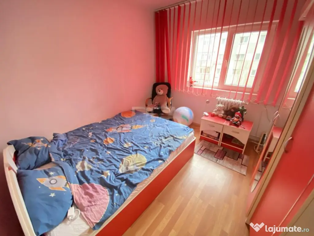 3 camere- Etaj Intermediar-Margeanului 