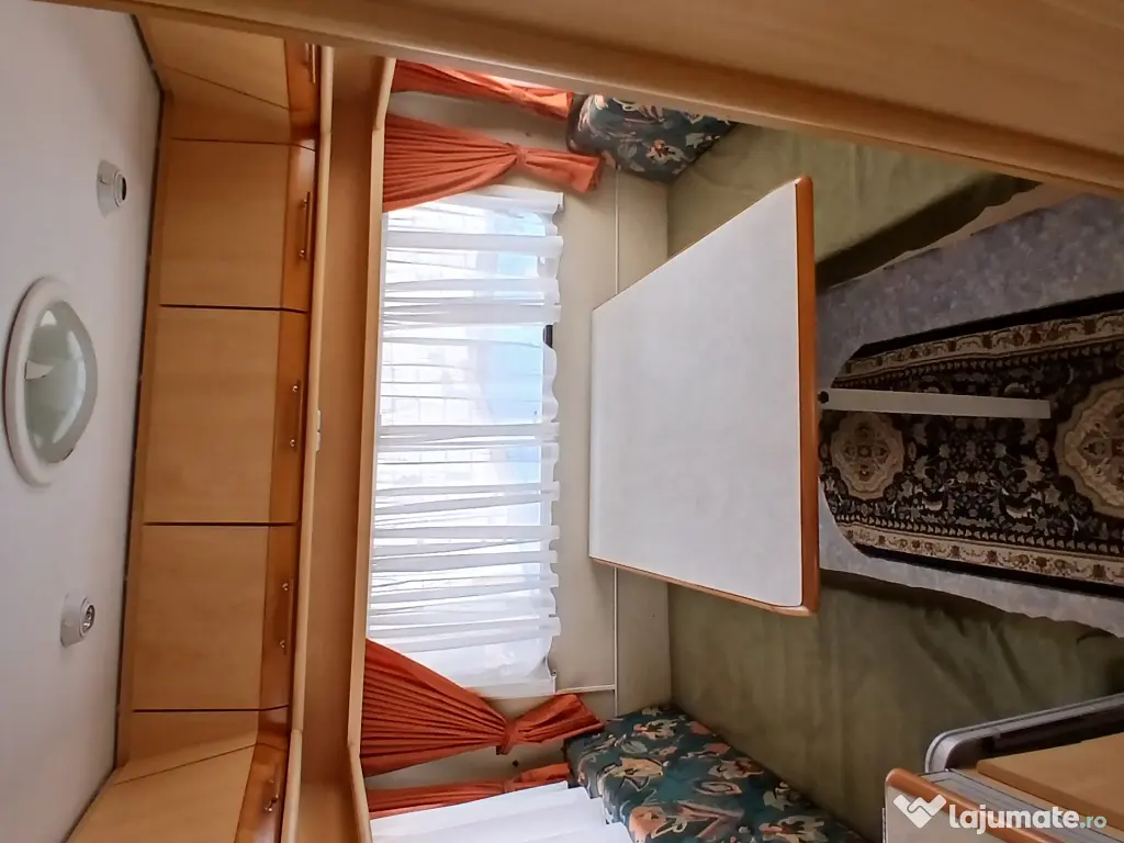 Rulota înmatriculată an 1996 