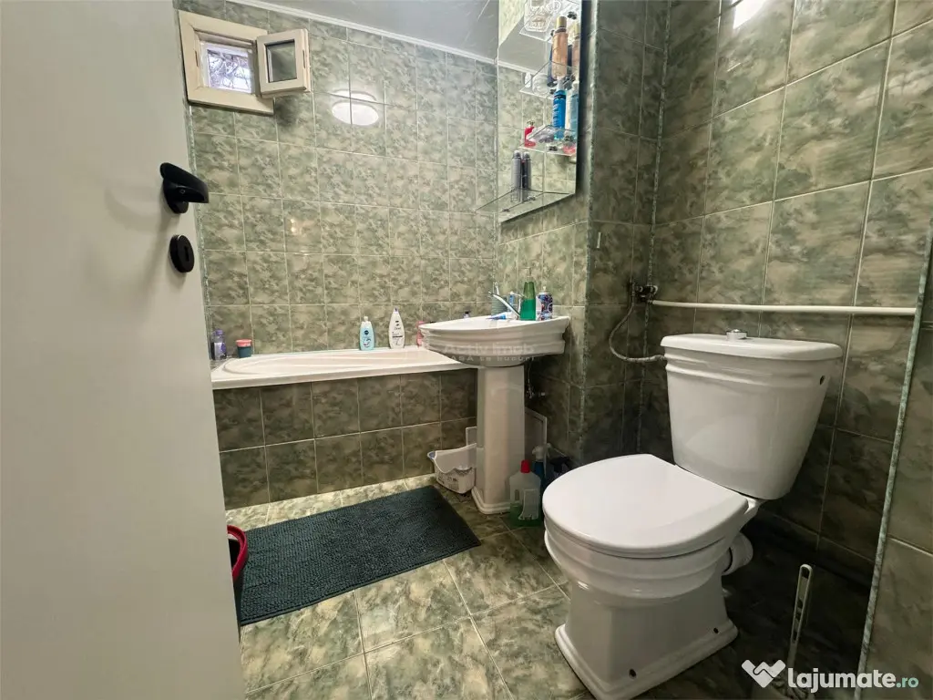 3 camere - 2 bai - Parter inalt 