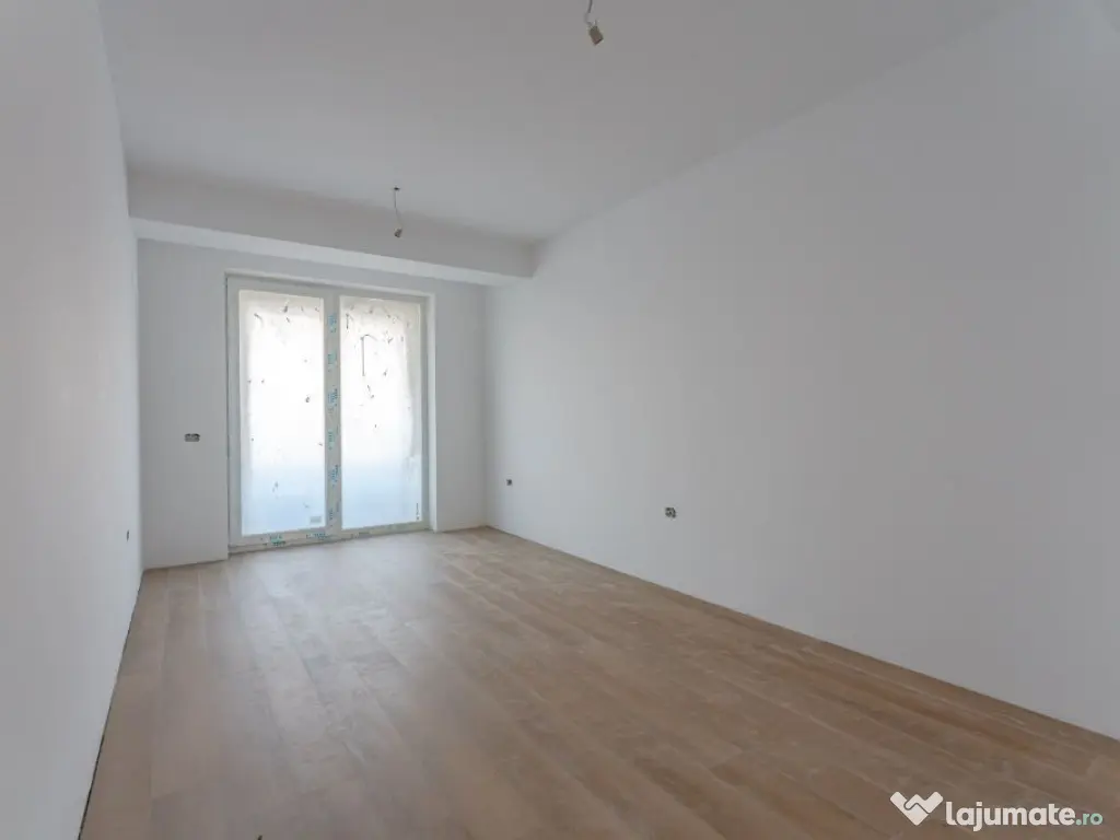 Apartament modern cu 2 camere și balcon generos | Zona B... 