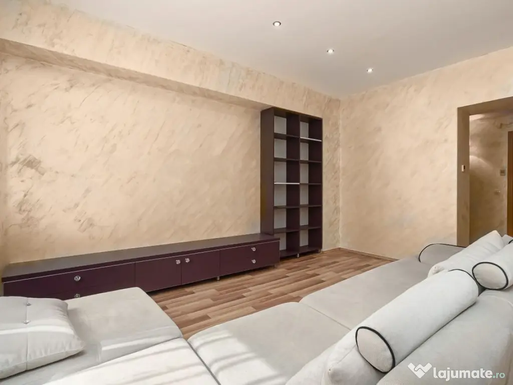 Inchiriere 3 camere Rin Grand Residence, 84 mp, comision 0% 