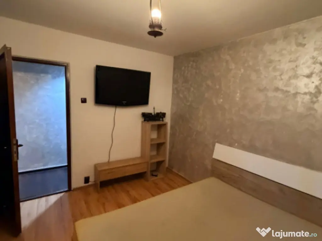 Apartament 2 camere, situat in zona CET