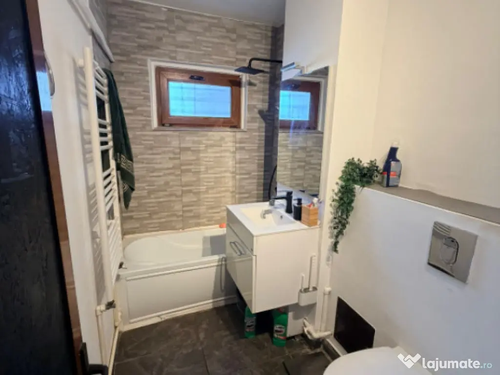 Apartament 2 camere, situat in zona CET