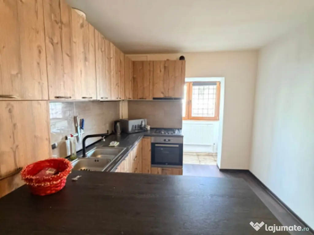 Apartament 2 camere, situat in zona CET