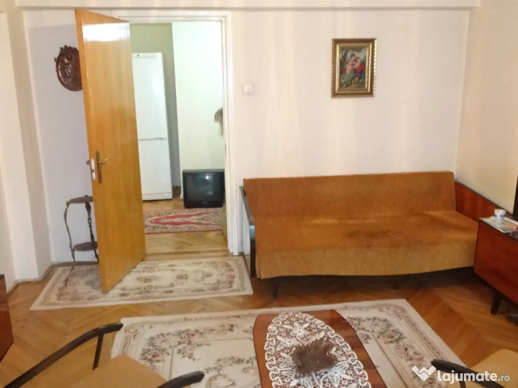 Vand apartament cu 2 camere in Deva, zona Titu Maiorescu,parter inalt, 