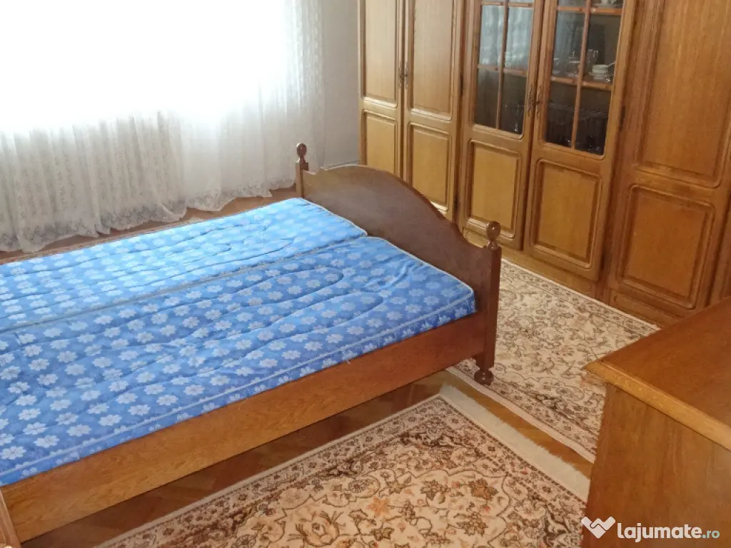 Vand apartament cu 2 camere in Deva, zona Titu Maiorescu,parter inalt, 
