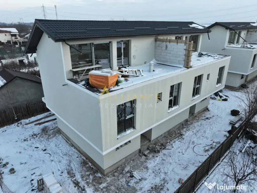 Casa 5 camere tip DUPLEX - 4 bai, Terasa Curte, 250 MP 