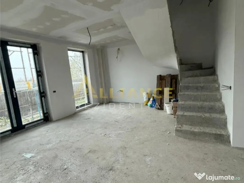 Casa 5 camere tip DUPLEX - 4 bai, Terasa Curte, 250 MP 